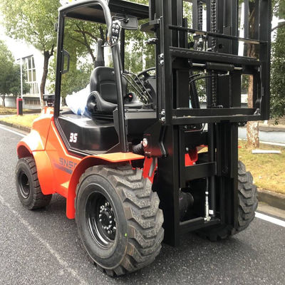 3.5 Ton 4x4 Forklift Small Rough Terrain Forklift FD35 Diesel Engine