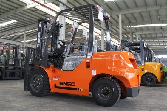 3.5T Small Diesel Forklift Orange Diesel Engine Forklift Japan Isuzu Engine
