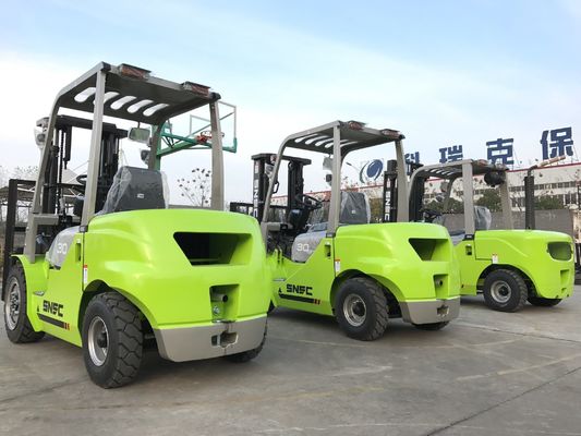 Green Forklift Diesel 5 Ton SNSC 4000kg Load  Diesel Counterbalance