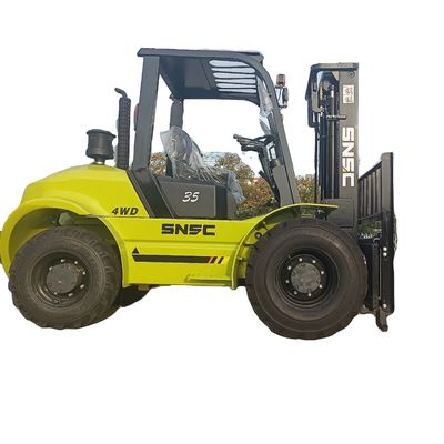 3000kg 3500kg All Wheel Drive Forklift Triple Mast Diesel Forklift