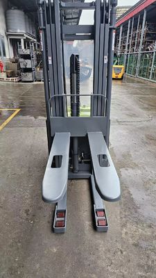 SNSC Electric Stacker Truck 2000 Kg Counterbalance Pallet Stacker