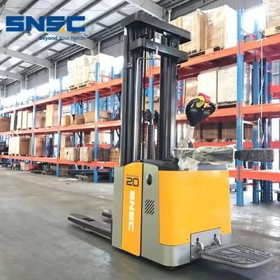 Apilador Stacker 1500kg 2000kg Electric Stacker Truck For Hotels , Garment Shops